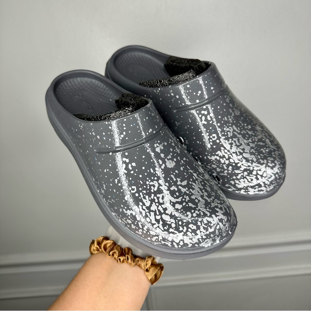 OOFOS' Women's OOcloog Clog Grey Prosecco Pop Limited Edition EU 37 NWOT